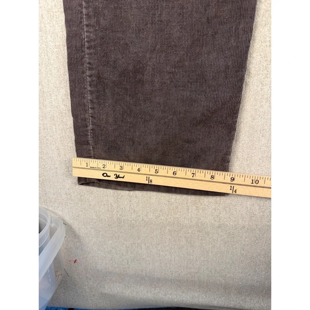 VTG Levi's 505 Men 36X32 Brown Corduroy Pants Regular Fit Cotton Blend